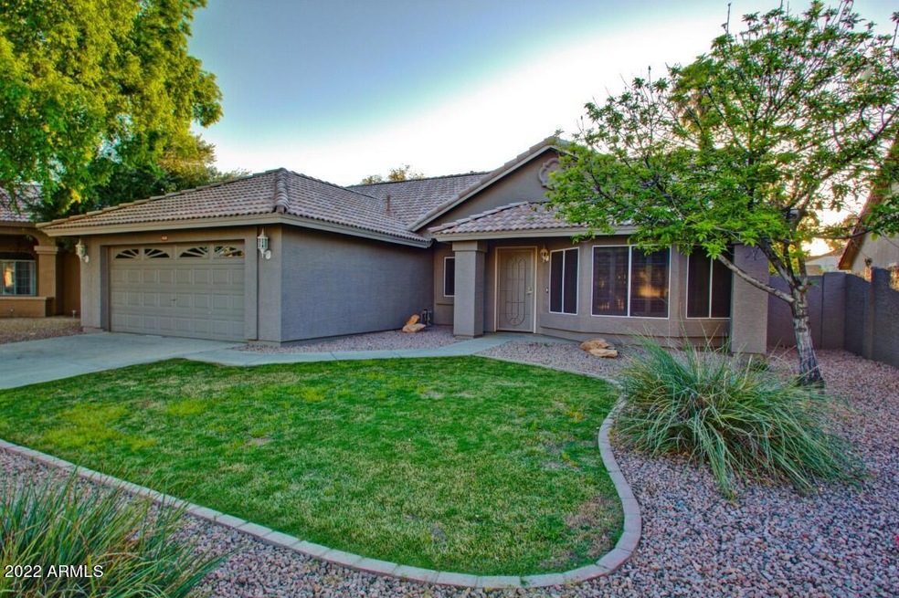 460 S Pineview Dr, Chandler, AZ 85226 - photo 1