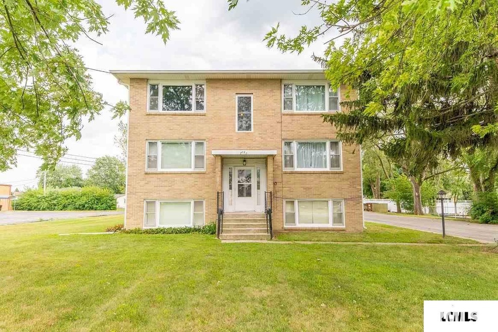 2020 N Kickapoo St, Lincoln, IL 62656 - photo 1