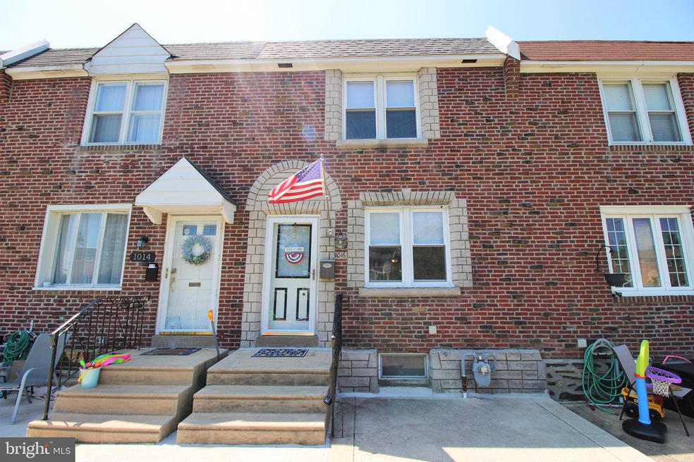 1016 Brookwood Ln, Glenolden, PA 19036 - photo 1