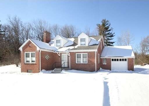 405 Mountain Rd, Holyoke, MA 01040 - photo 1