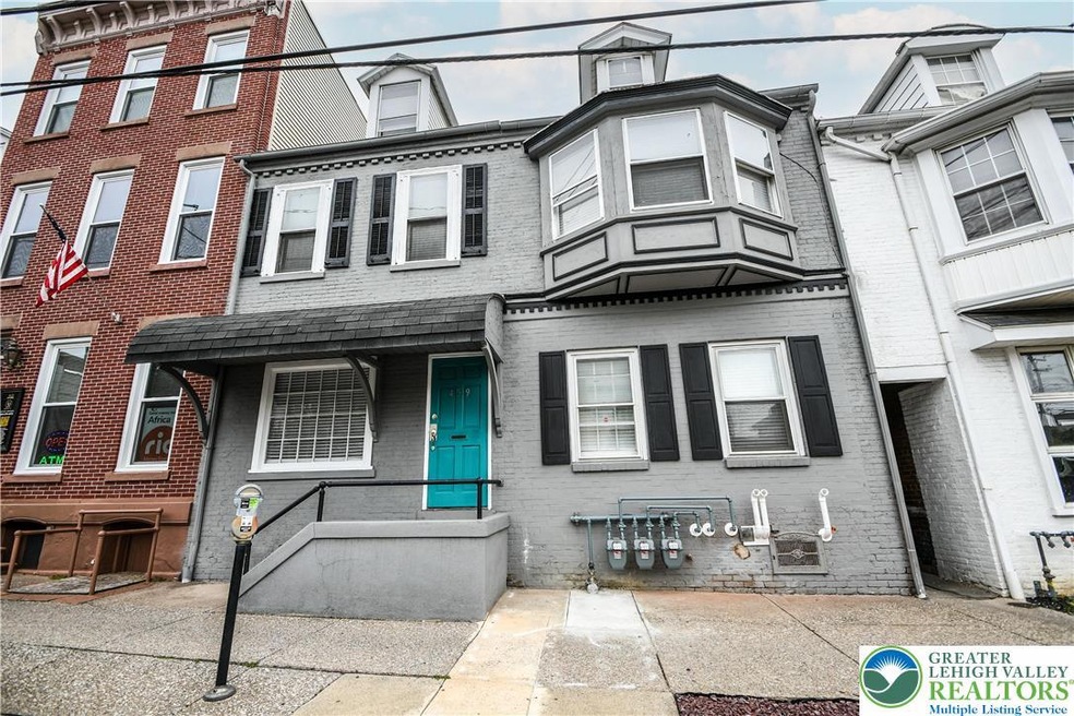 459 Linden St unit 1-B, Allentown, PA 18102 - photo 1