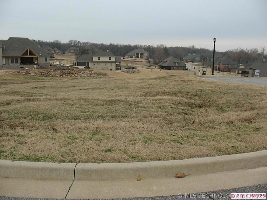 504 E Glendale St, Broken Arrow, OK 74011 - photo 1