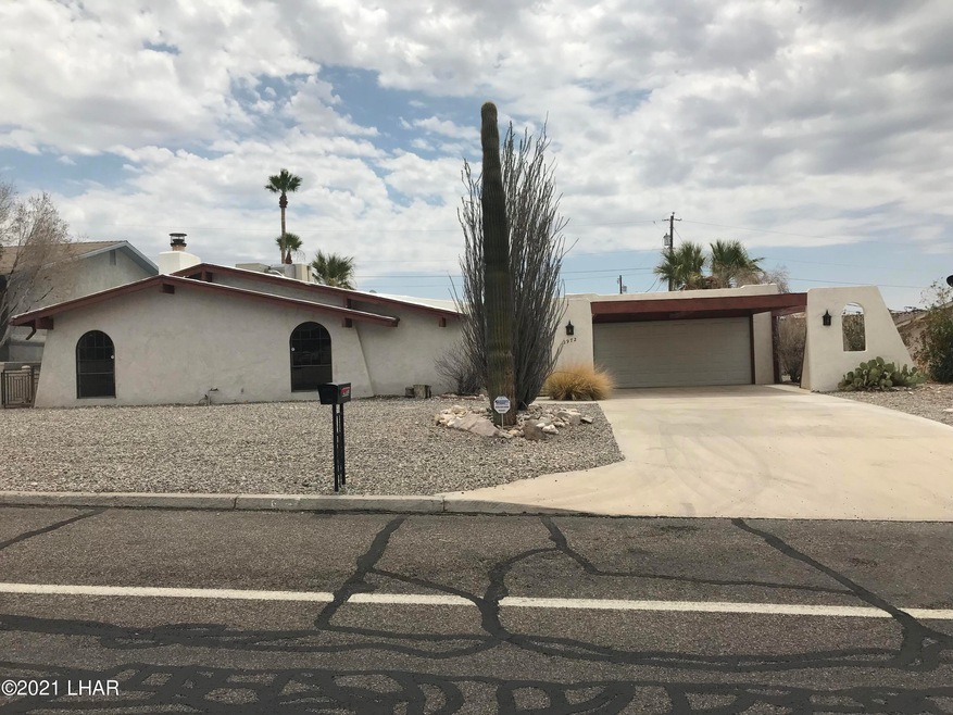 B618CCEE-85C9-4DE2-96D9-6C64C3028DB5