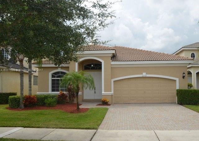 6359 SW 194th Ave, Fort Lauderdale, FL 33332 - photo 1