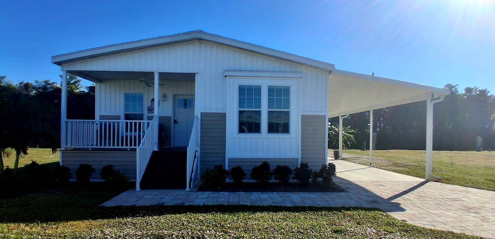 162 Elmwood Ln, Naples, FL 34112 - photo 1