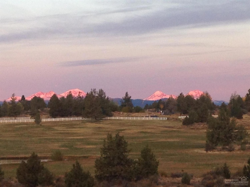 61345 Mountain Breezes Ct, Bend, OR 97702 - photo 1