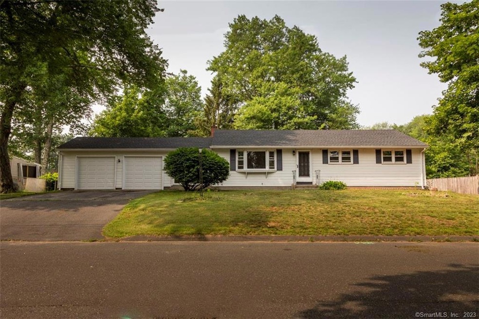 21 Barrett Rd, Enfield, CT 06082 - photo 1