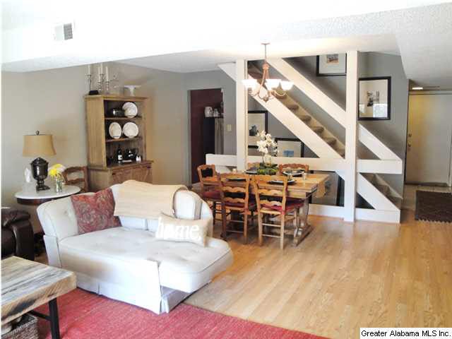 Spacious living and dining area