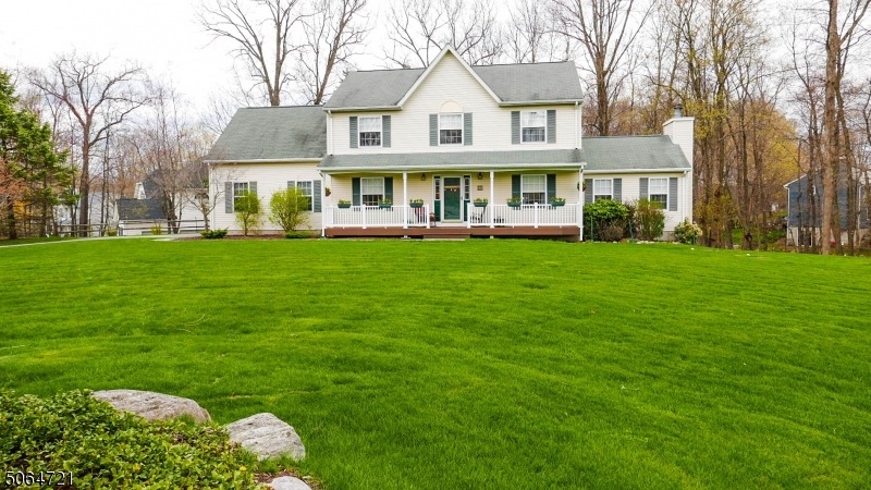 2 Sandra Ln, Sparta, NJ 07871 - photo 1