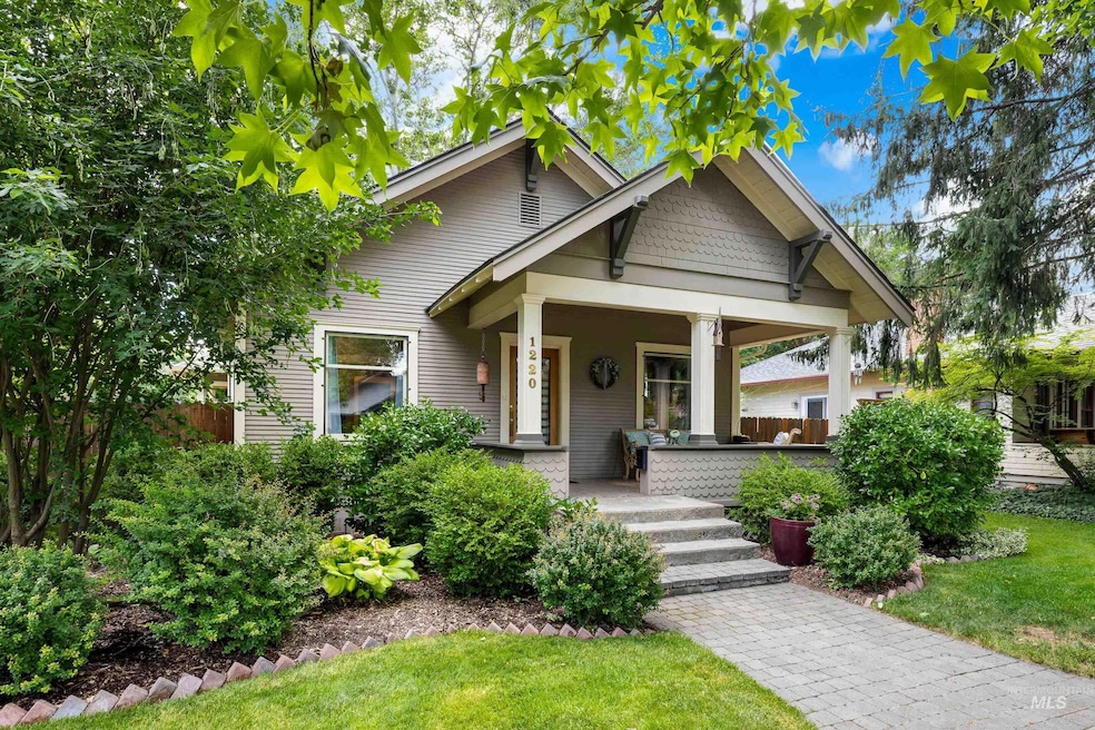 Sold • Co-Listing Agent