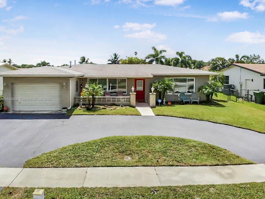 2101 NW 119th Ave, Pembroke Pines, FL 33026 - photo 1