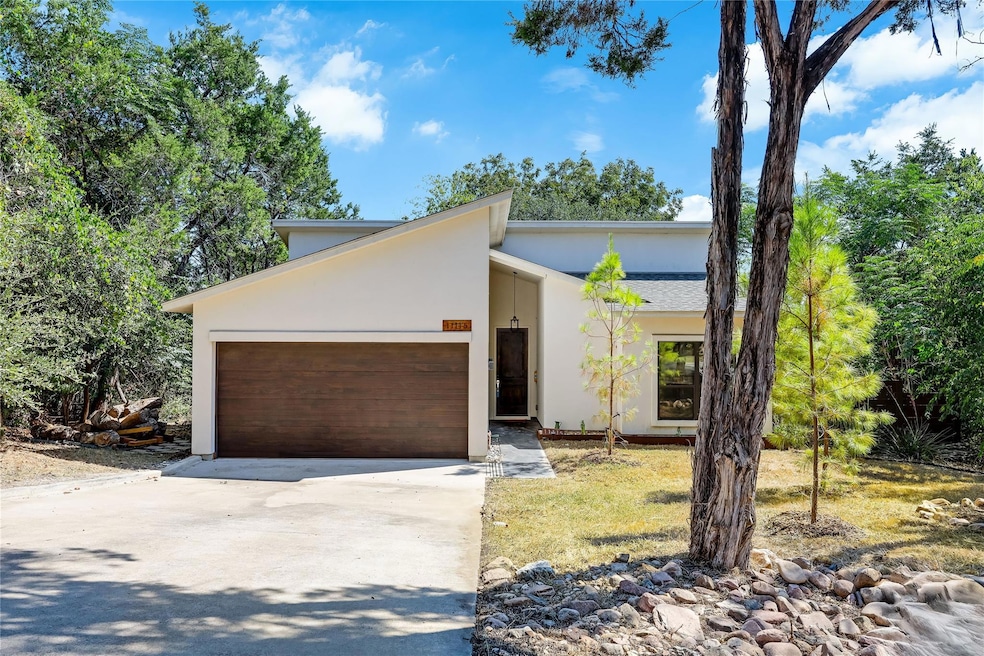 Pending $299,000 • Co-Listing Agent