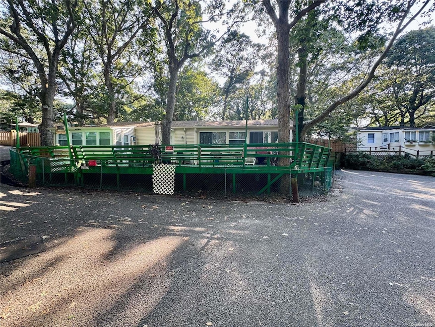 56 Woodcliff Trail, Baiting Hollow, NY 11933 - photo 1