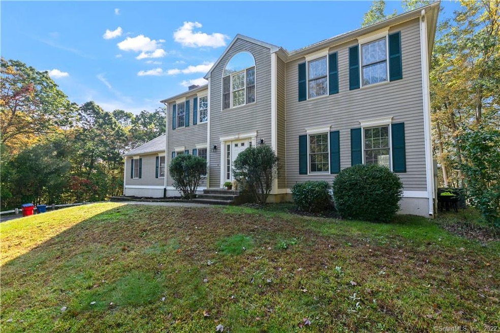 27 Andy Ln, Guilford, CT 06437 - photo 1