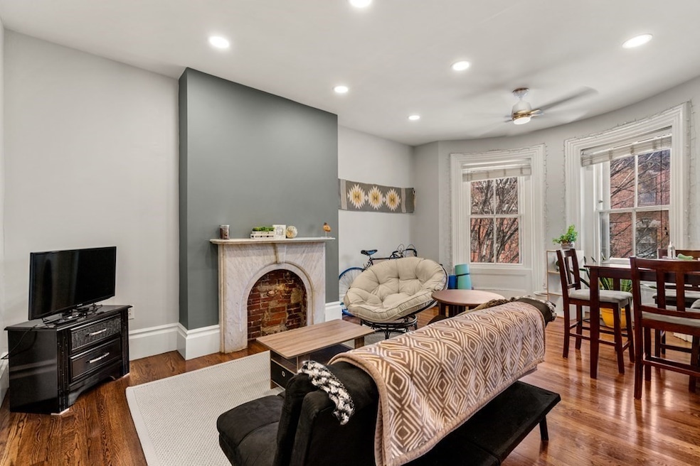 37 E Springfield St unit 4, Boston, MA 02118 - photo 1