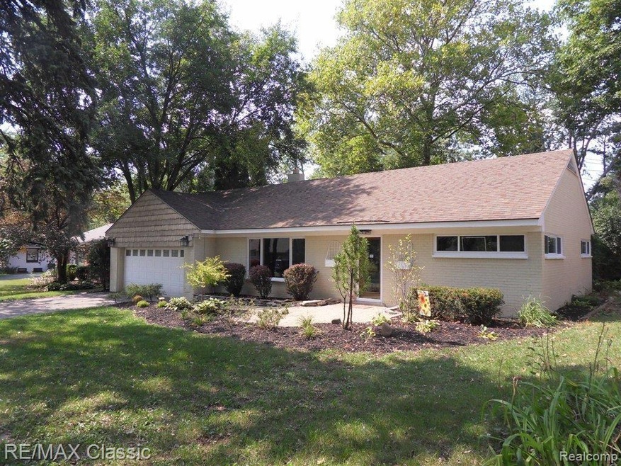 Gorgeous Remodeled Colonial!