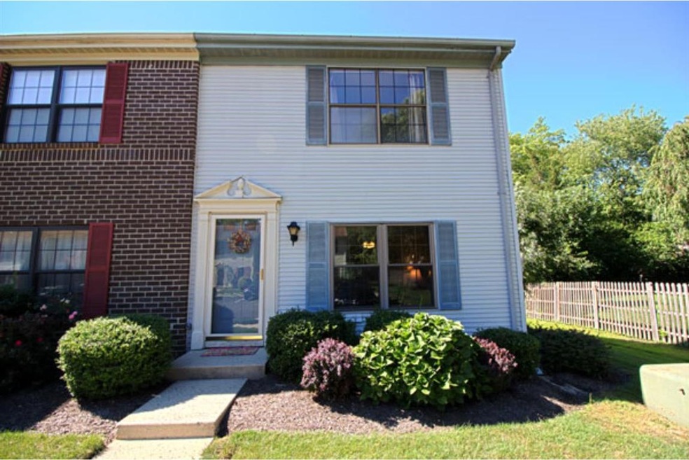 15 Sherman Place unit 10H, Lawrence Township, NJ 08648 - photo 1