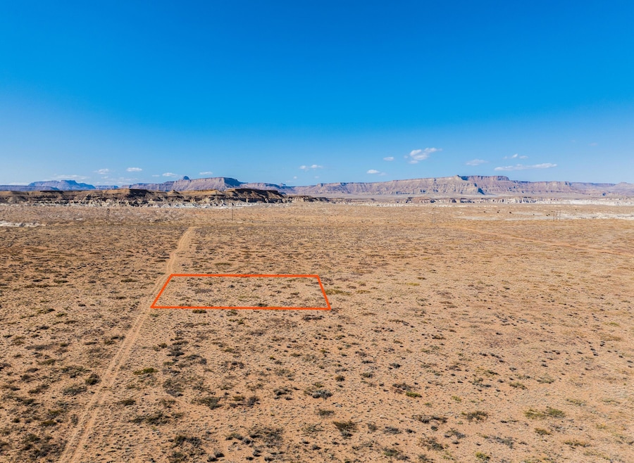 0 Powell Springs Lot 3r unit 111451, Big Water, UT 84741 - photo 1