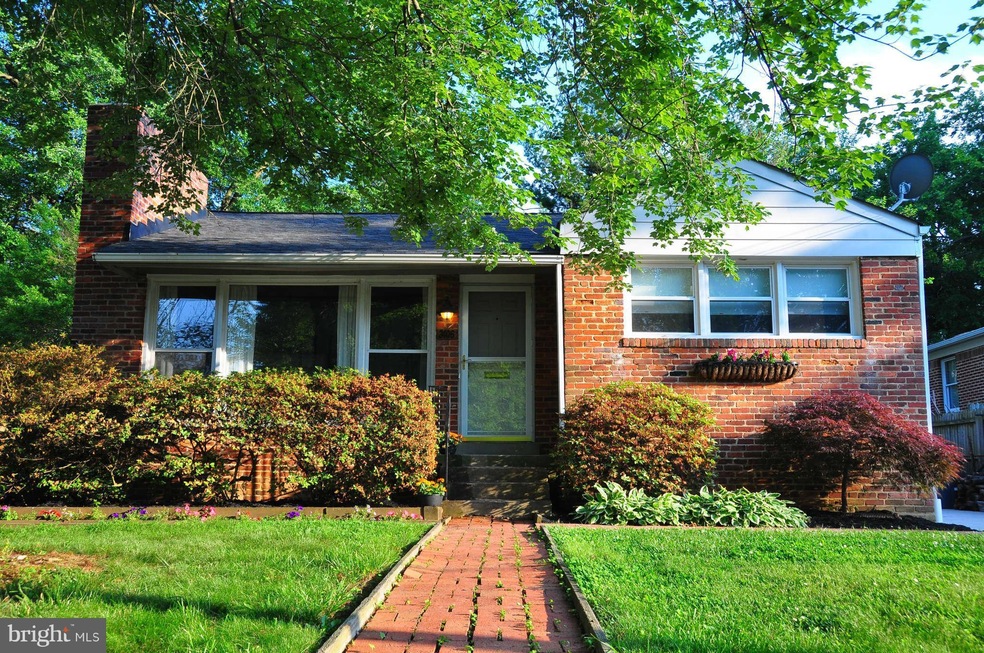 2406 Evans Dr, Silver Spring, MD 20902 - photo 1