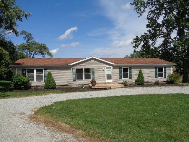 3647 S 600 E, Lagro, IN 46941 - photo 1