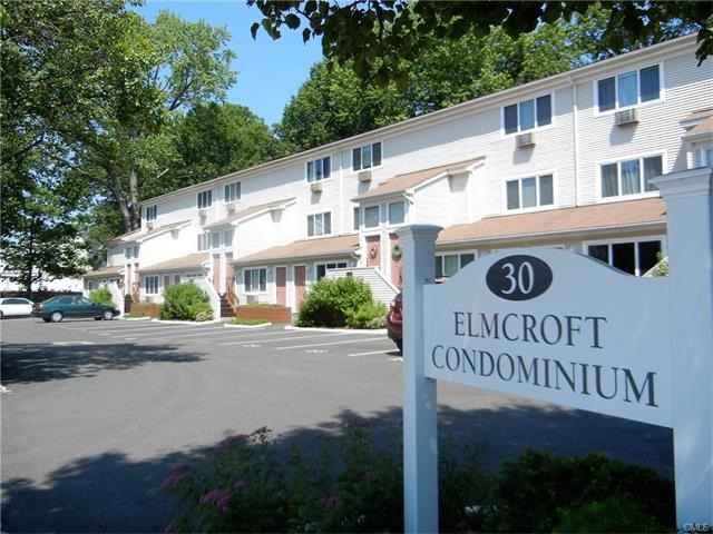 30 Elmcroft Rd unit 7, Stamford, CT 06902 - photo 1