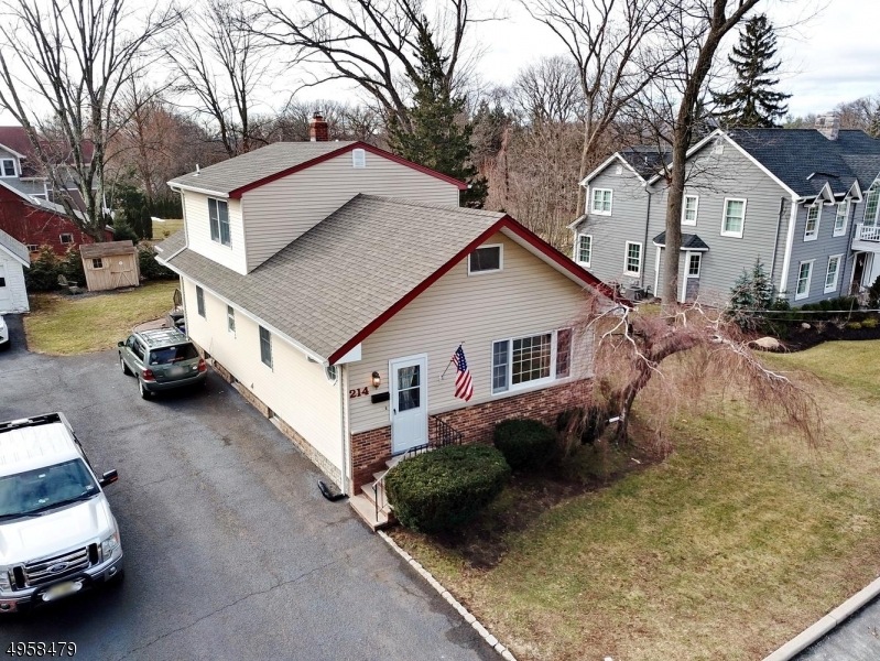 214 Hill St, Midland Park, NJ 07432 - photo 1