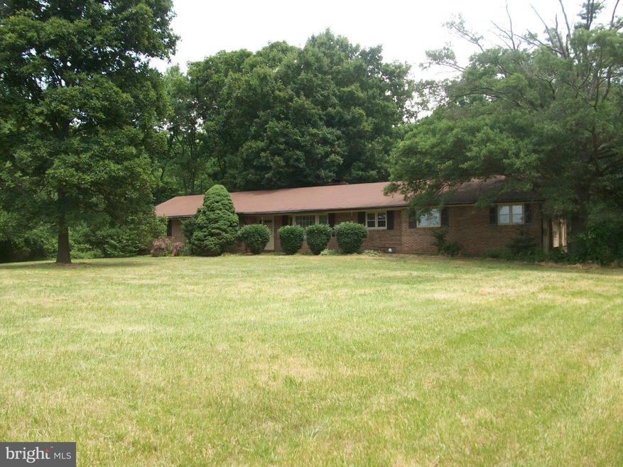 12206 Jennell Dr, Bristow, VA 20136 - photo 1