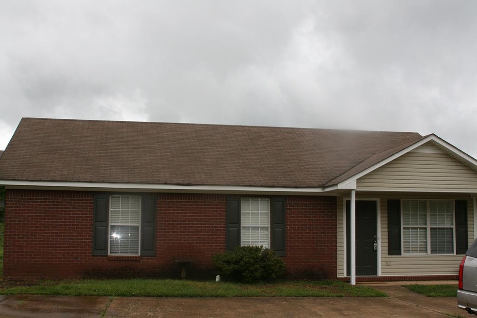 425 Beauregard Cir, Oxford, MS 38655 - photo 1