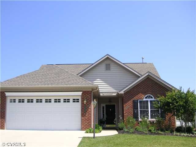 Exterior Front - Private street off the main drag!