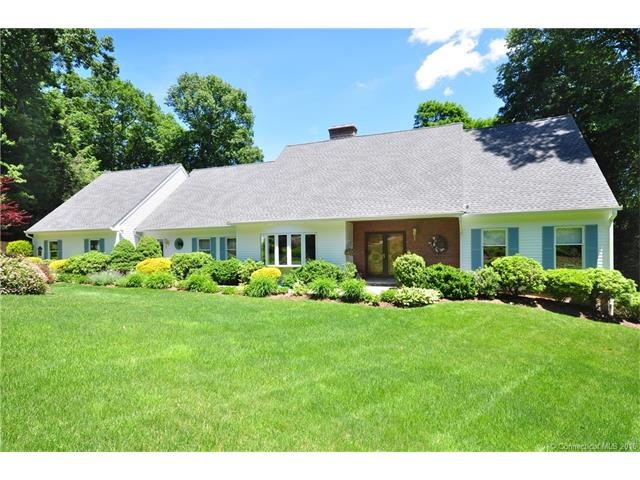 30 Brian Woods, Avon, CT 06001 - photo 1