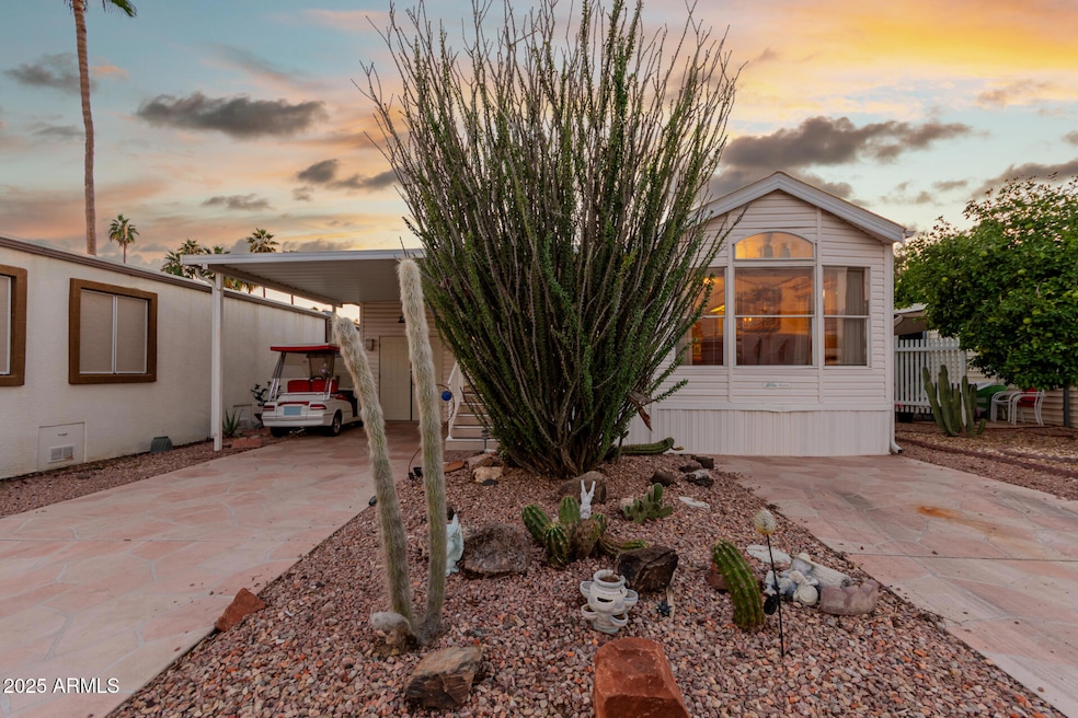 17200 W Bell Rd unit 17, Surprise, AZ 85374 - photo 1