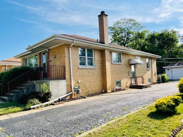 2050 Calvin Ave, Berkeley, IL 60163 - photo 1