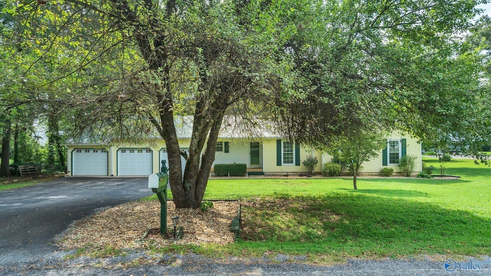 Under Contract $565,000