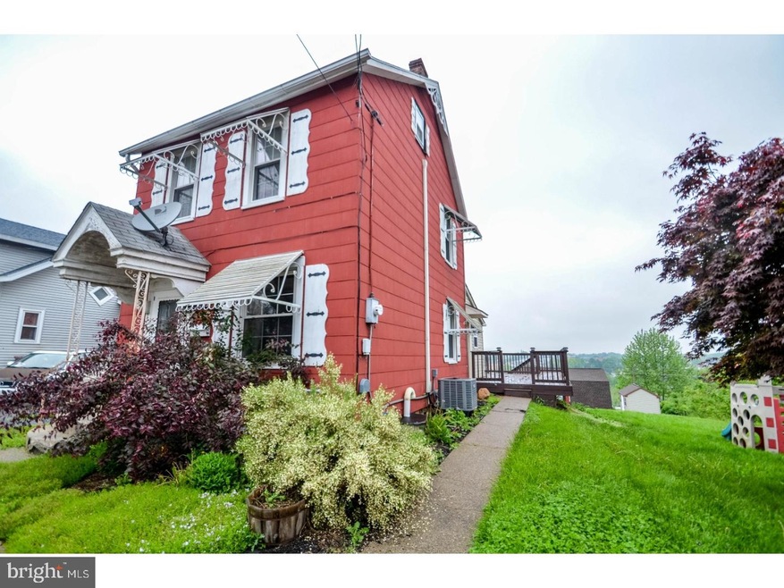 2209 N 1st Ave, Whitehall, PA 18052 - photo 1