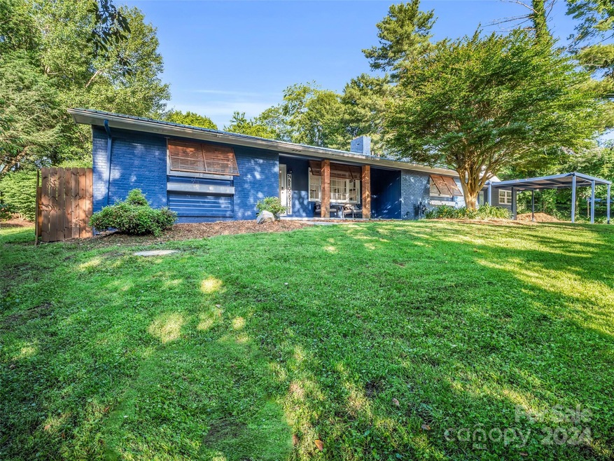 74 Brookside Dr, Hendersonville, NC 28792 - photo 1