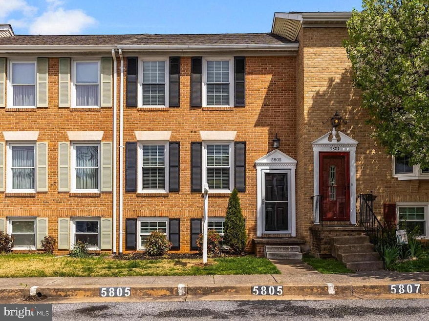 5805 Richardson Mews Square, Halethorpe, MD 21227 - photo 1