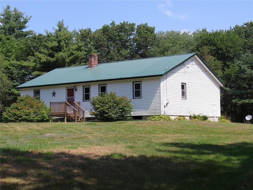 215 N Raymond Rd, Raymond, ME 04071 - photo 1
