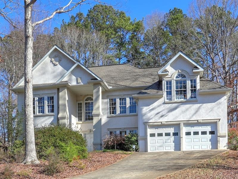 Make this Stately Hardcoat Stucco house your new h