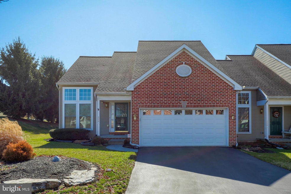 4056 Laurel Ln, Mount Joy, PA 17552 - photo 1