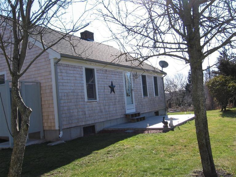 19 Dexter Ave, Sandwich, MA 02563 - photo 1