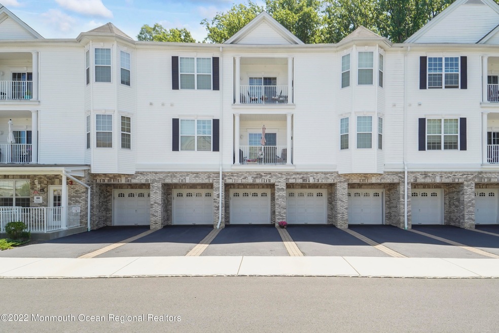 107 Bloomsbury Dr, Morganville, NJ 07751 - photo 1