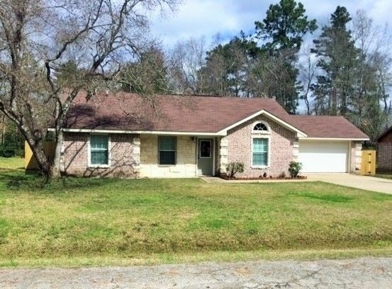 276 Stone Dr, Lufkin, TX 75904 - photo 1