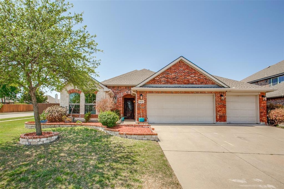 801 Wooded Creek Ave, Wylie, TX 75098 - photo 1