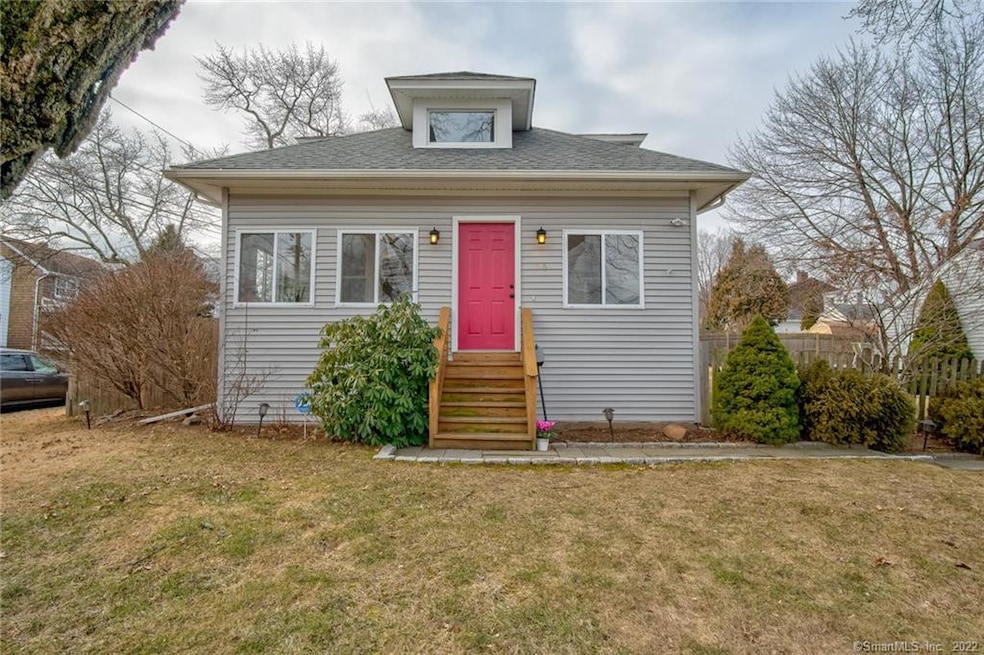 436 Lenox Rd, Fairfield, CT 06825 - photo 1