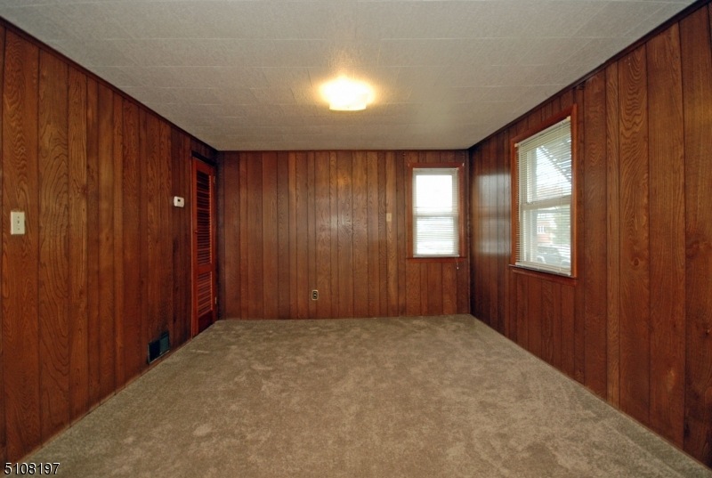 1620 Windrew Ave, South Plainfield, NJ 07080 - photo 1