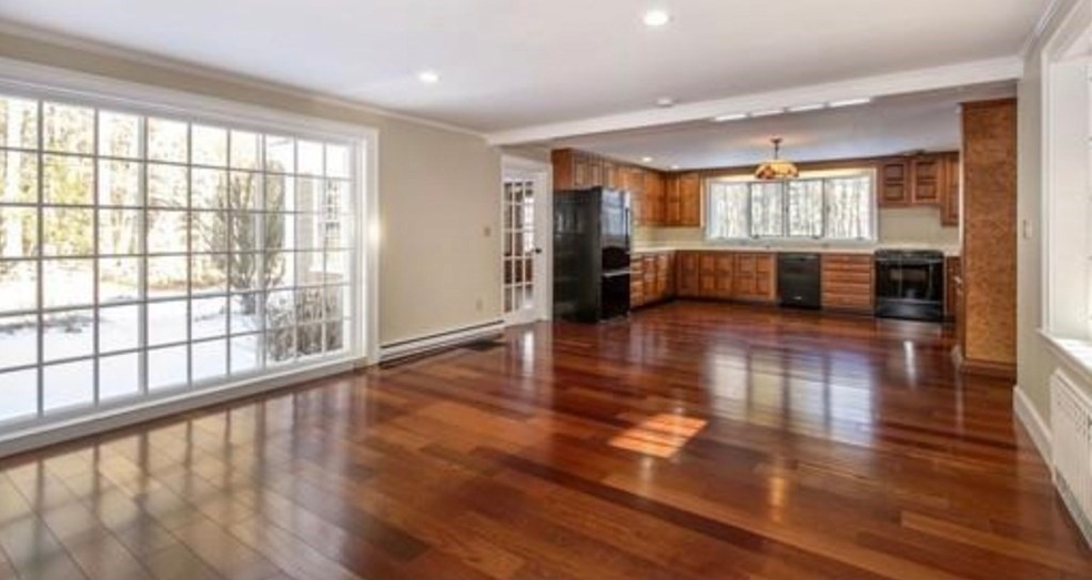 121 Old Oaken Bucket Rd, Norwell, MA 02061 - photo 1