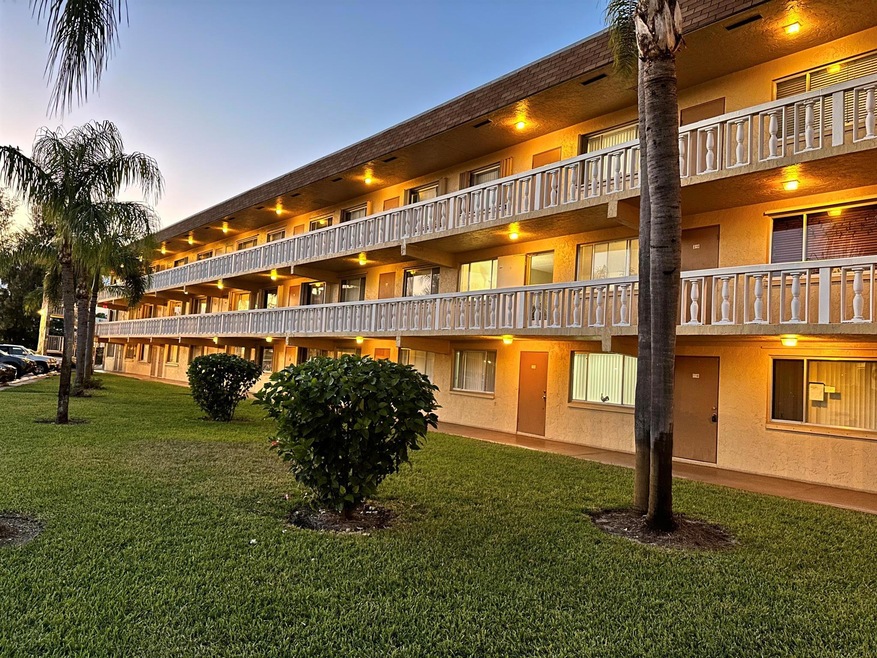 600 Village Green Ct unit C203, Palm Springs, FL 33461 - photo 1