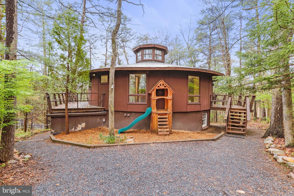 279 Connie Rd, Basye, VA 22810 - photo 1