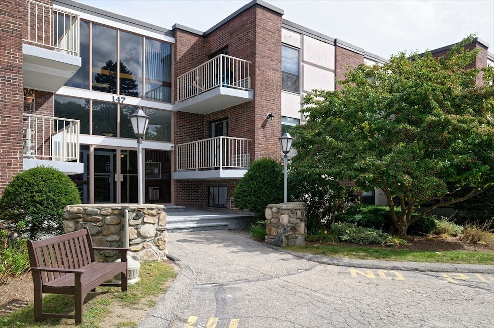 147 Turner Rd unit 98, Holliston, MA 01746 - photo 1