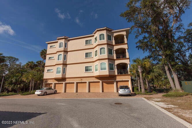 200 Cedar Cove Unit 206 Palm-small-001-0